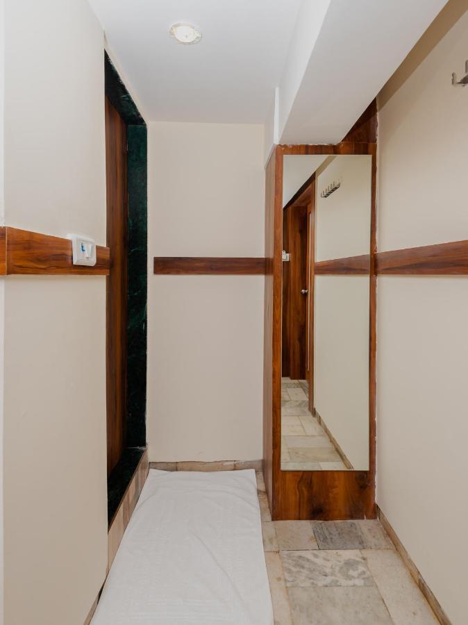Hotel Kgn Near Cst Railway Station Mumbai And Haj House Mumbai Near Crawford Market Bombay Extérieur photo