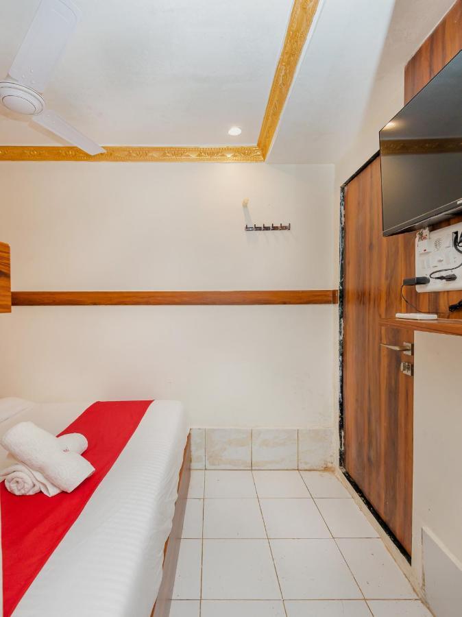 Hotel Kgn Near Cst Railway Station Mumbai And Haj House Mumbai Near Crawford Market Bombay Extérieur photo